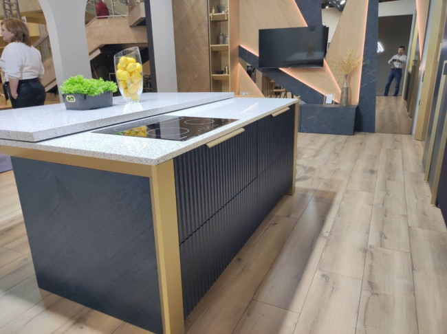 J 510 Terazzo Bianco