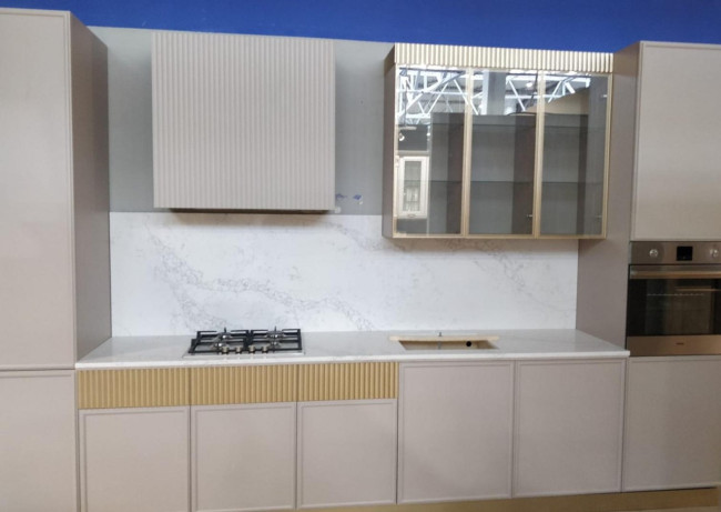 7100 Статуарио Лилль