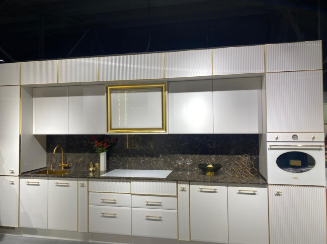 9005 Бурбонне