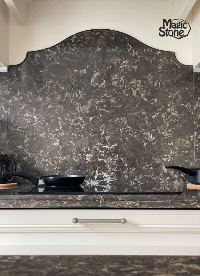 9005 Бурбонне