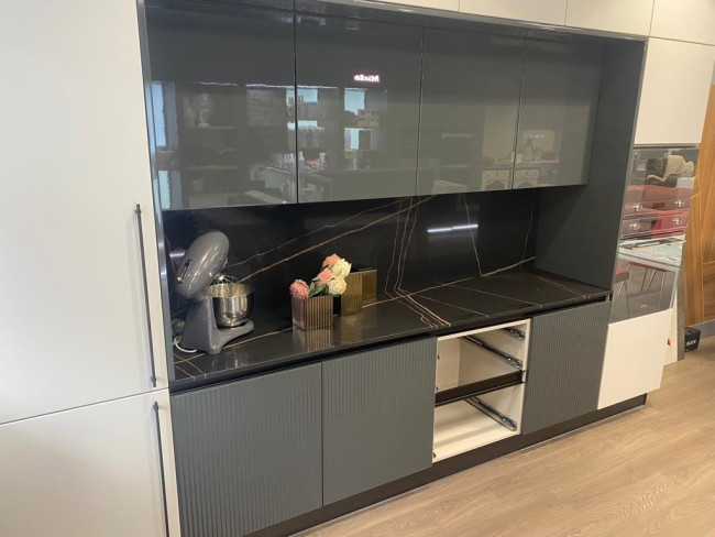 7700 Калакатта Марсель