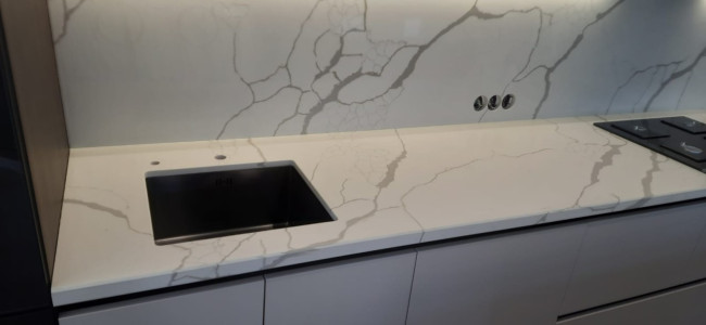 Q740 Calacatta Venato