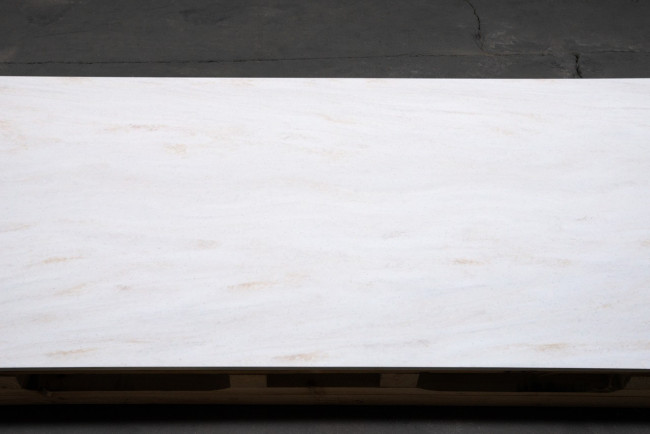 M 712 A Stylish Moon