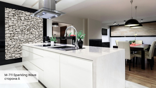 M 711 A Sparkling Wave